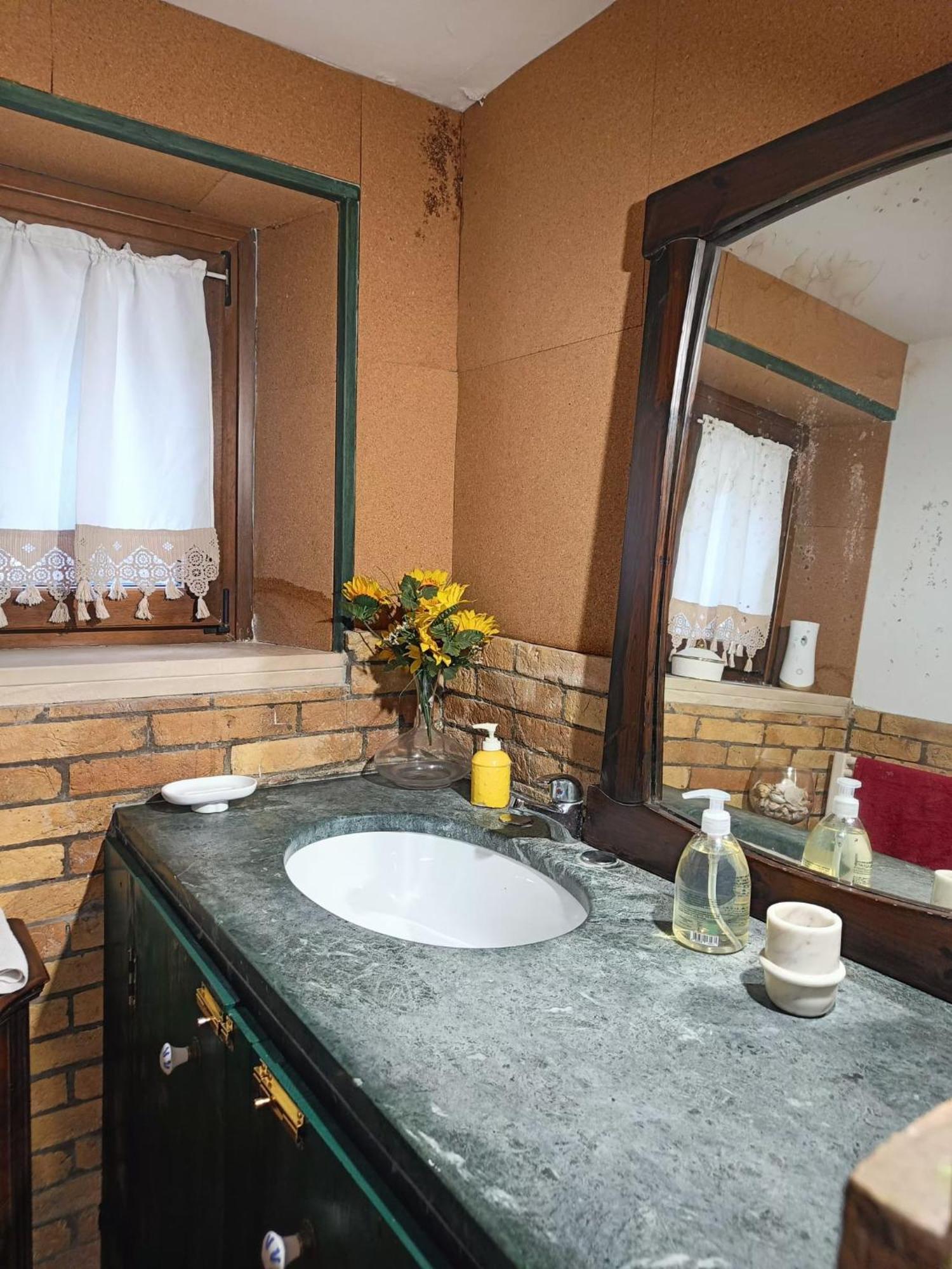 Taverna Sul Mare 프란카빌라 알 마레 외부 사진